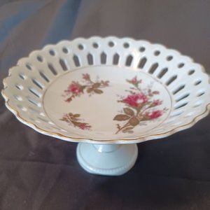 Vintage Footed pedestal bowl with gold trim and scalloped edge. Made in Japan.